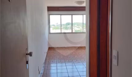 Apartamento com 2 quartos à venda em Lapa - SP