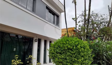 Sobrado com 4 quartos à venda ou para locação em Ipiranga - SP