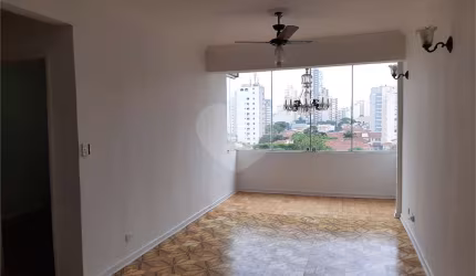 Apartamento com 2 quartos à venda ou para locação em Pinheiros - SP