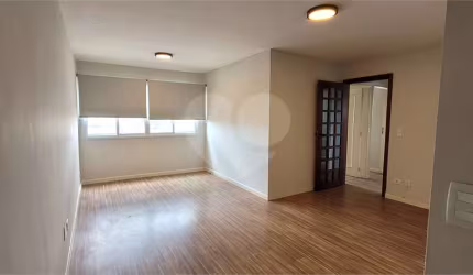 Apartamento com 3 quartos à venda em Vila Romana - SP