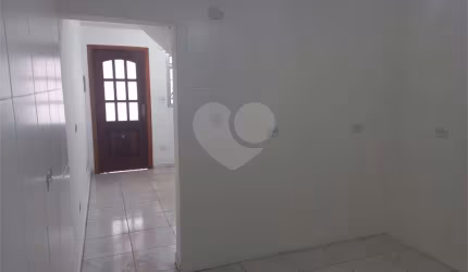 Sobrado com 2 quartos à venda em Vila Carrão - SP