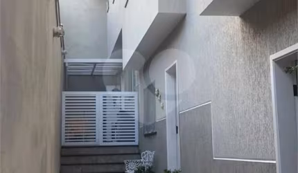Condomínio com 2 quartos à venda em Horto Florestal - SP