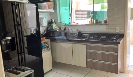 Condomínio com 2 quartos à venda em Imirim - SP
