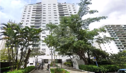 Apartamento com 2 quartos à venda em Vila Andrade - SP