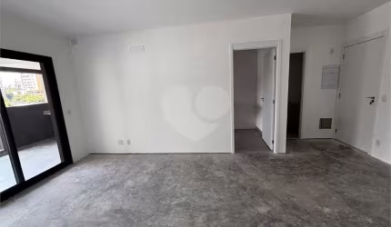 Apartamento com 3 quartos à venda em Vila Clementino - SP