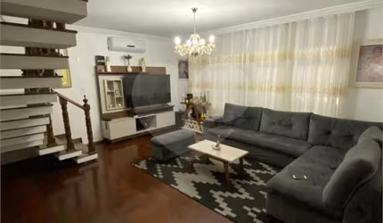 Sobrado com 4 quartos à venda em Jardim Da Saúde - SP