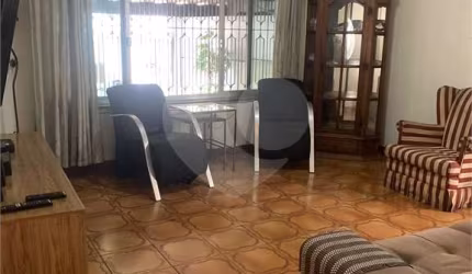 Casa térrea com 4 quartos à venda em Mooca - SP