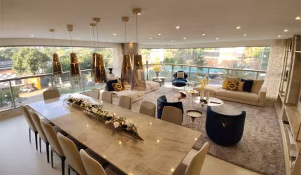 Apartamento com 4 quartos à venda em Moema - SP
