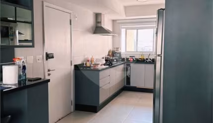 Apartamento com 3 quartos à venda ou para locação em Vila Mariana - SP