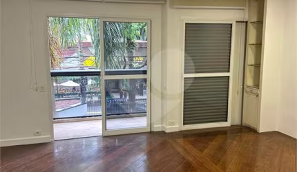 Apartamento com 3 quartos à venda ou para locação em Vila Nova Conceição - SP