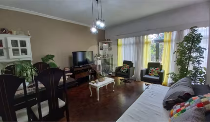 Casa com 2 quartos à venda em Vila Hamburguesa - SP