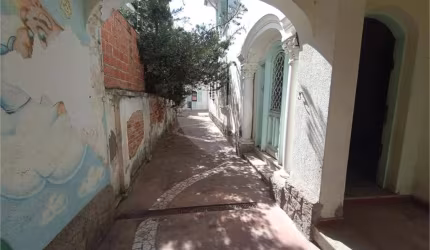 Sobrado com 5 quartos à venda ou para locação em Perdizes - SP
