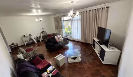 Sobrado com 6 quartos à venda em Sumarezinho - SP