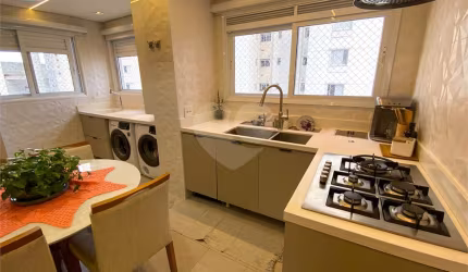 Apartamento com 3 quartos à venda ou para locação em Vila Pompéia - SP