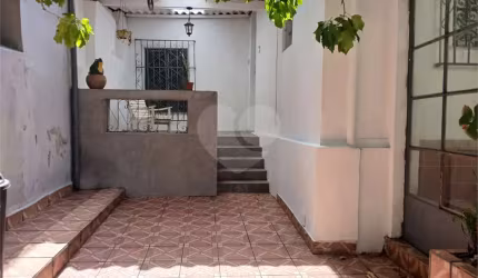 Casa térrea com 3 quartos à venda ou para locação em Pacaembu - SP