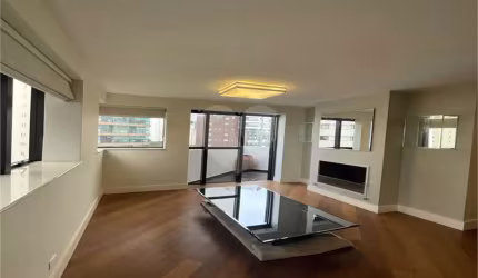 Apartamento com 3 quartos à venda em Campo Belo - SP