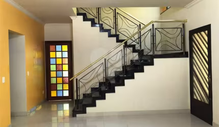 Casa com 5 quartos à venda em Vila Vianna - SP