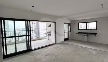 Apartamento com 4 quartos à venda em Aclimação - SP