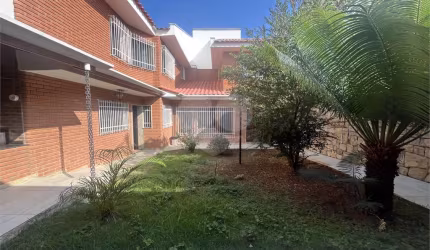 Casa com 4 quartos à venda em Vila Paiva - SP
