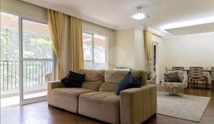 Apartamento com 4 quartos à venda em Cambuci - SP