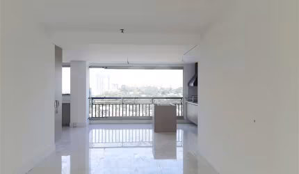 Apartamento com 4 quartos à venda ou para locação em Real Parque - SP