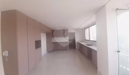 Apartamento com 4 quartos à venda ou para locação em Real Parque - SP