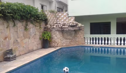 Sobrado com 5 quartos à venda ou para locação em Jardim Paraíso - SP