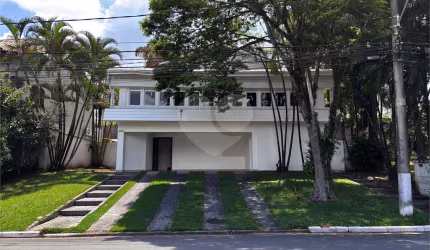 Casa com 5 quartos à venda em Alphaville Residencial Dois - SP