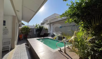 Casa em condomínio fechado com 4 quartos à venda na Rua Professor Maurice Assuf, Barra da Tijuca, Rio de Janeiro, 540 m2 por R$ 3.000.000