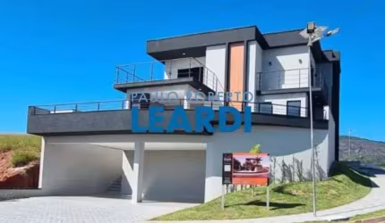 CASA EM CONDOMÍNIO - LARANJA AZEDA - SP
