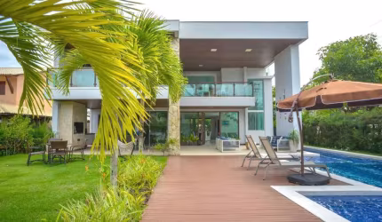 Casa com 5 dormitórios à venda, 572 m² por R$ 5.200.000,00 - Loteamento Guarajuba - Camaçari/BA