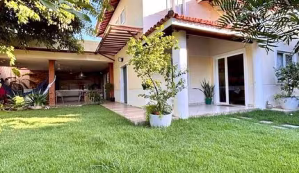 Casa com 4 dormitórios à venda, 160 m² por R$ 1.150.000 - Buraquinho - Lauro de Freitas/BA