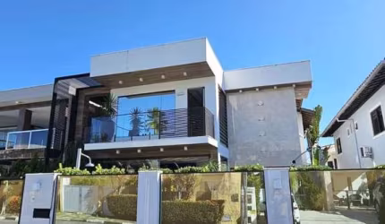 Casa com 4 dormitórios à venda, 292 m² por R$ 1.800.000 - Jockei Club - Lauro de Freitas/BA