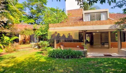 Casa à venda 4 Quartos, 1 Suite, 2 Vagas, 882.6M², Cidade Universitária, Campinas - SP