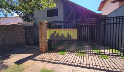 Casa à venda 3 Quartos, 1 Suite, 4 Vagas, 450M², Cidade Universitária, Campinas - SP