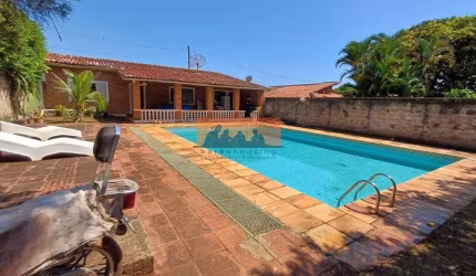 Casa à venda 3 Quartos, 1 Suite, 4 Vagas, 1027.2M², Vila Hollândia, Campinas - SP