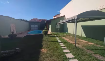 Casa com 2 suítes na Vila Santa Isabel!