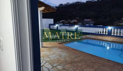 Chácara com casa de 3 quartos