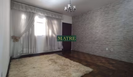 casa no centro residencial e comercial 3 dorm. 1 suíte garagem para 2 carros