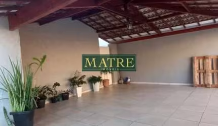 Oportunidade - Casa 100% Terrea.
