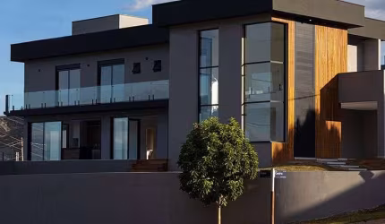 casa em condomínio 5 suítes