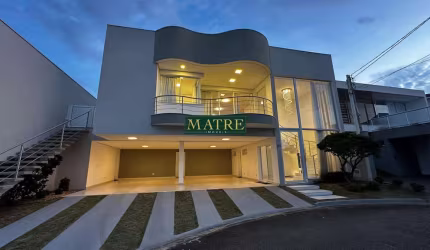 casa em condomínio mobilada com 5 suites ar condicionada, piscina