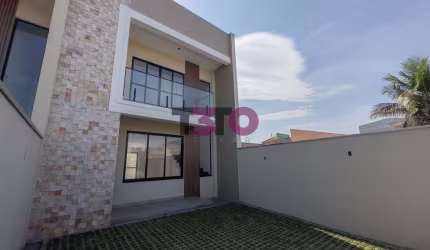 Casa com 3 quartos à venda na Rua Noruega, 177, Praia de Leste, Pontal do Paraná por R$ 790.000