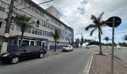Kitnet em Praia Granda, na Vila Mirim enfrente a Praia com 28 m2