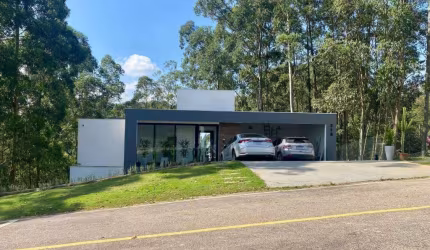 CASA PARA VENDA NO CONDOMÍNIO CAPITAL VILLE III - CAJAMAR