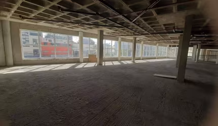 ALUGA-SE CONJUNTO COMERCIAL DE 632M² BETHAVILLE ( BARUERI )