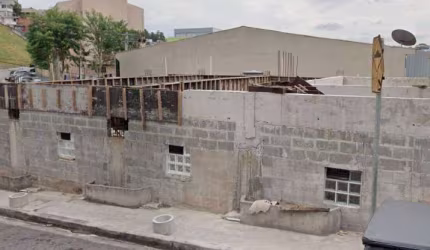 SALÃO / GALPÃO - EM CONSTRUÇÃO