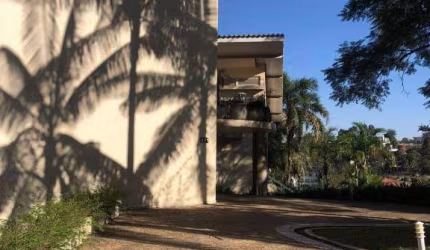 CASA PARA LOCAÇÃO - RESIDENCIAL TAMBORÉ 1