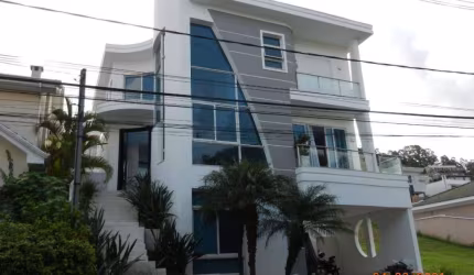 VENDE-SE CASA COND. ALPHA SÍTIO ( SANTANA DE PARNAÍBA )
