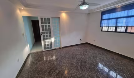 CASA COM DUAS SUÍTES PARA VENDA - JARDIM CASA PINTADA / SÃO PAULO